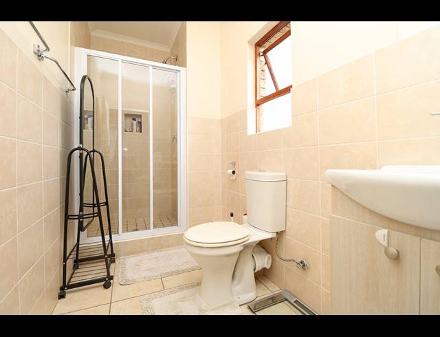 2 BEDROOM APARTMENT FOR SALE IN RANDPARK RIDGE